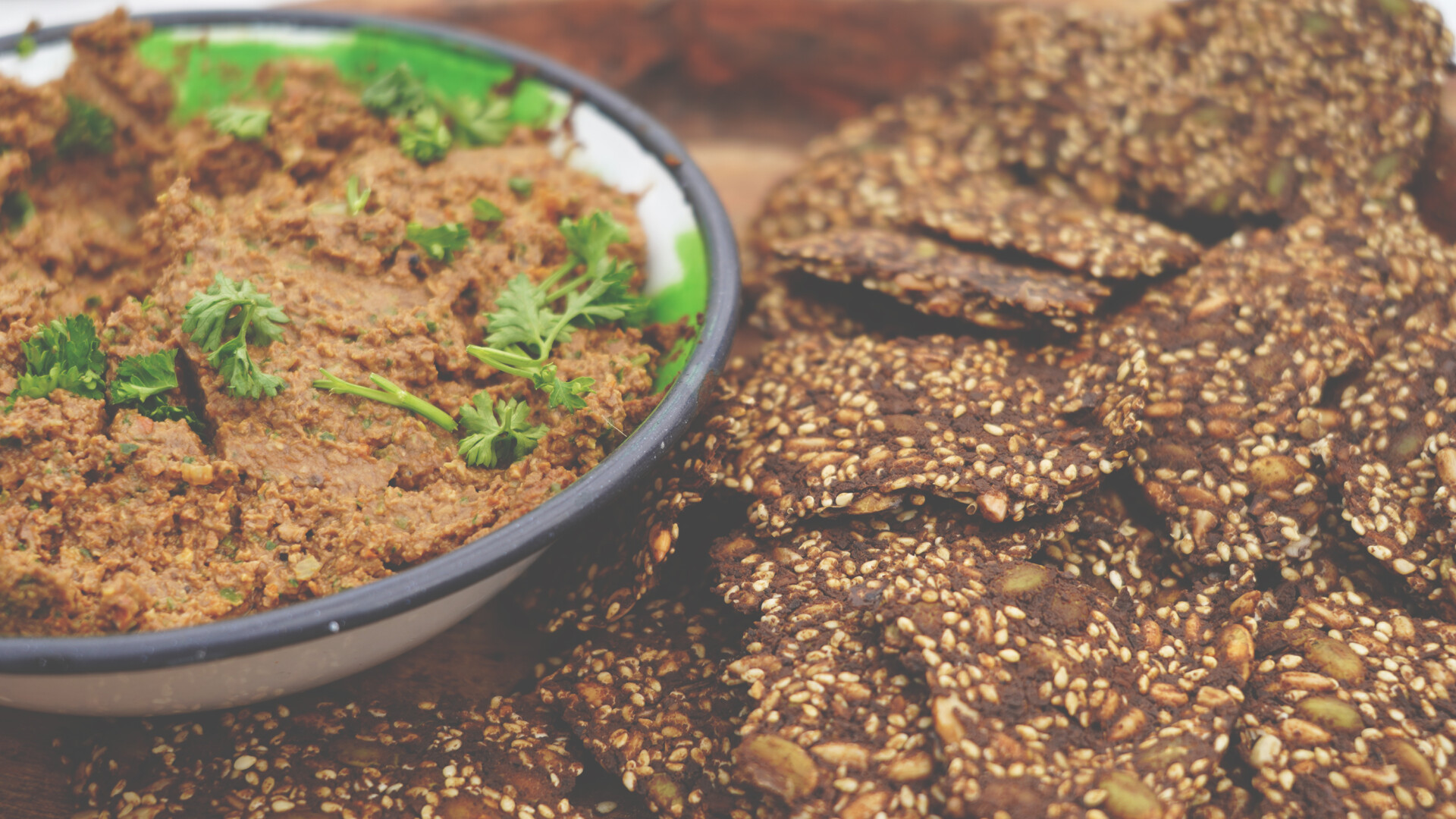 Acorn bread and hummus Sweden - maja.lindstrom@agroforestry.se